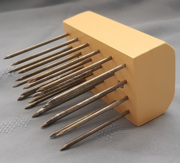 Bed of Nails Sugarbag Bees